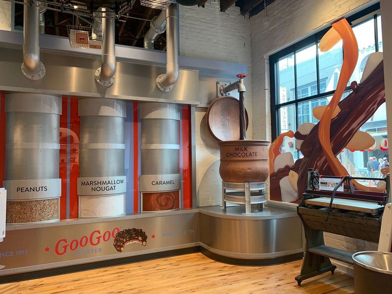 Leon's Candy &mdash; Nashville, TN