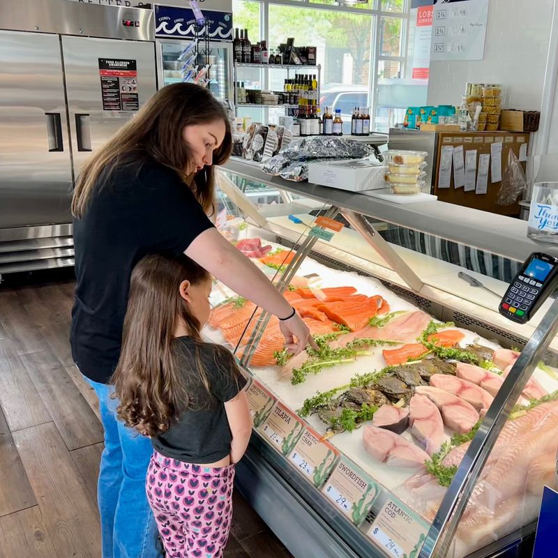 Fjord Fish Market &mdash; Darien