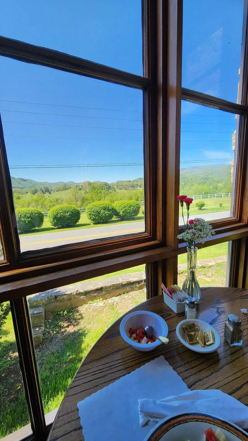 Mountain Views and Rustic Charm