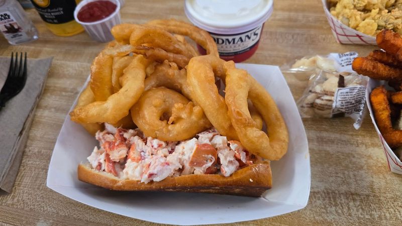 The Iconic Lobster Roll