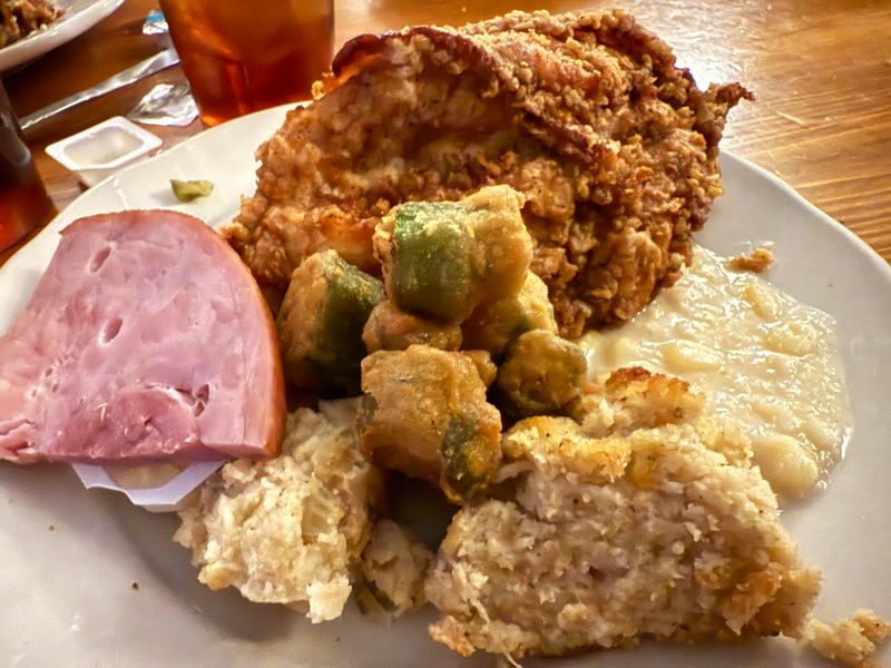 Family-Style Dining Experience