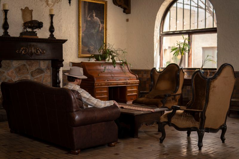 Holland Hotel — Alpine, TX