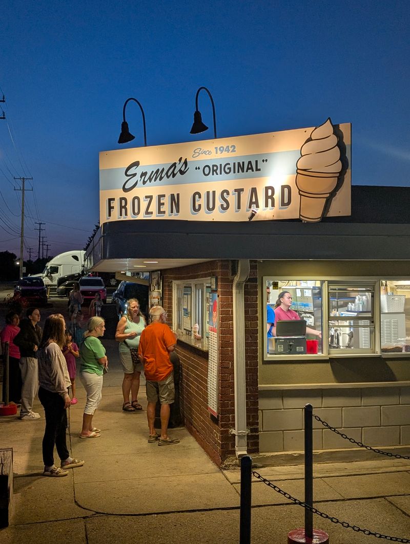 Erma&rsquo;s Original Frozen Custard &mdash; Shelby Township & Warren, MI