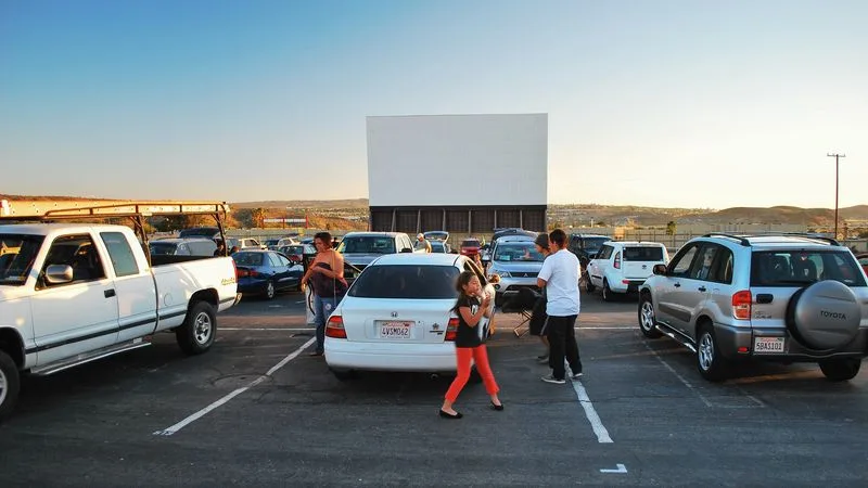 Best Arrival Time and Parking Strategy