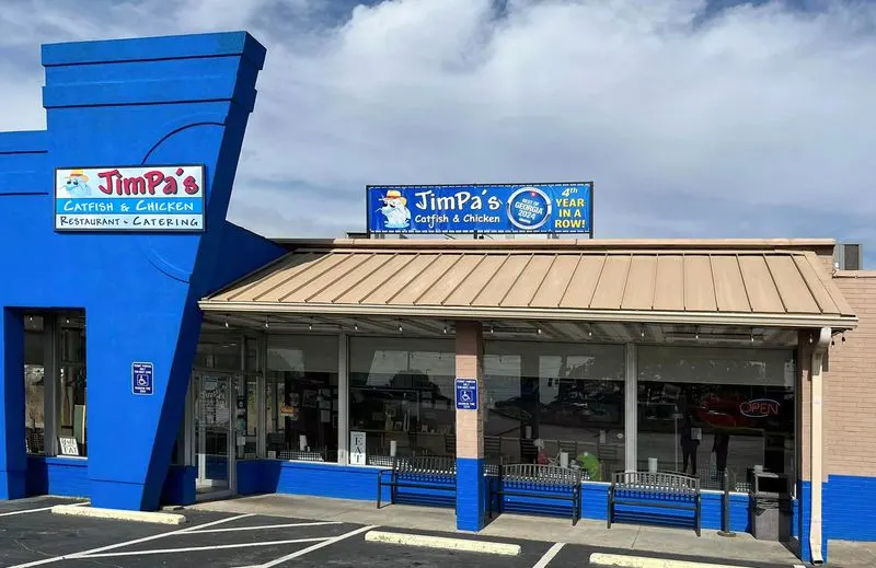 Catering and community roots on Cobb Parkway