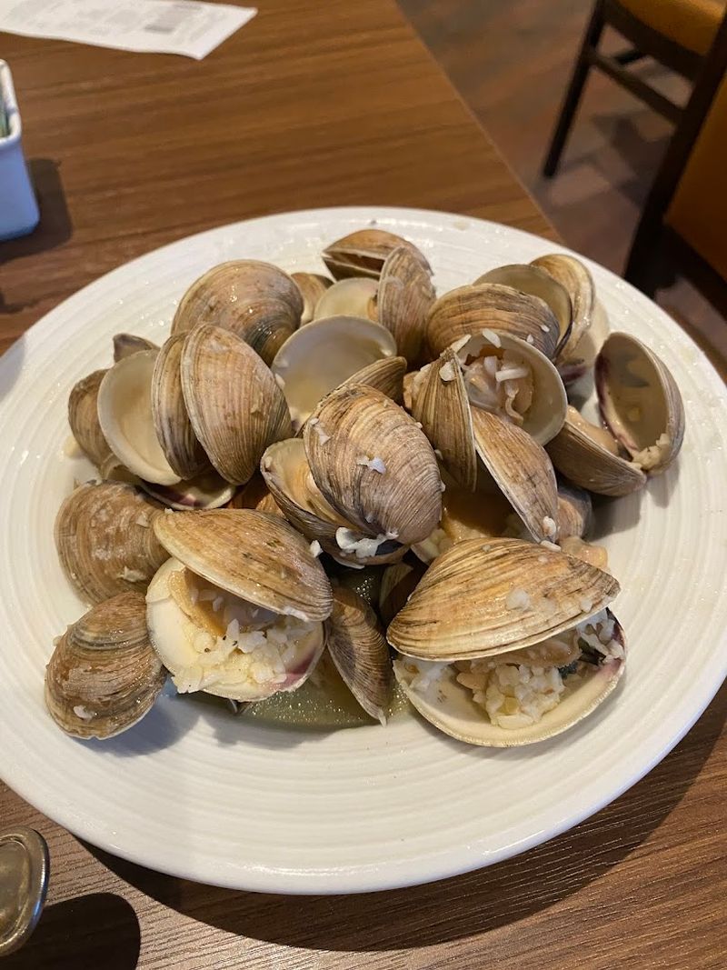 Raw Bar and Seafood Selection