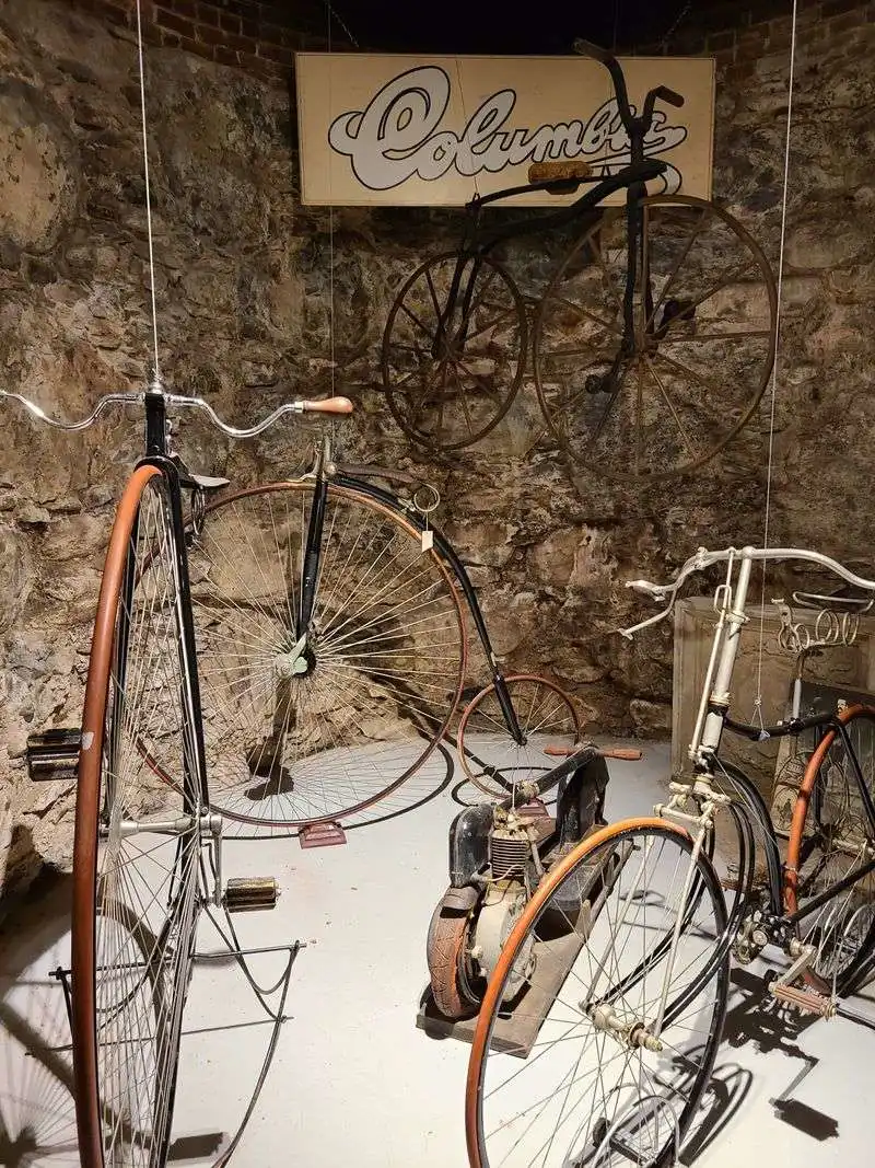 Vintage Bicycles and Early Mobility