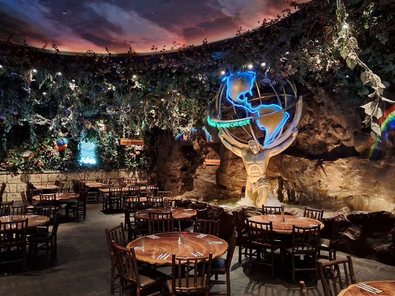 Rainforest Cafe