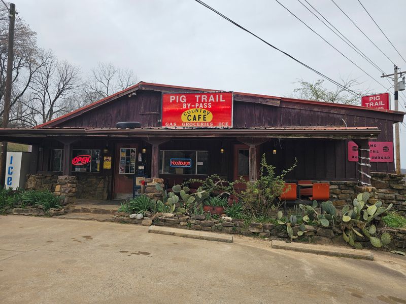 Pig Trail Bypass Country Café – Elkins, AR