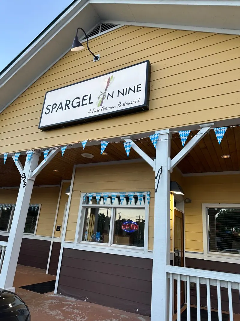 Spargel on 9 &mdash; Queensbury