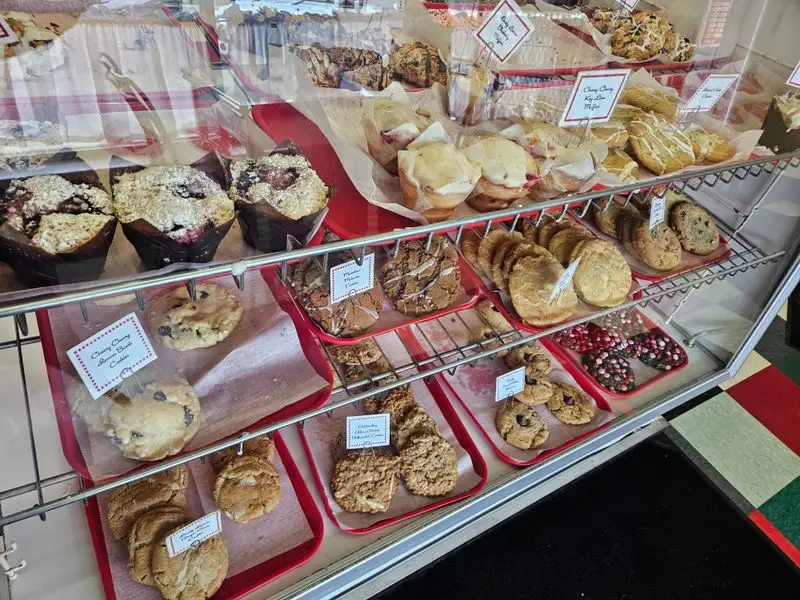 Sweetie-licious Bakery Caf&eacute;