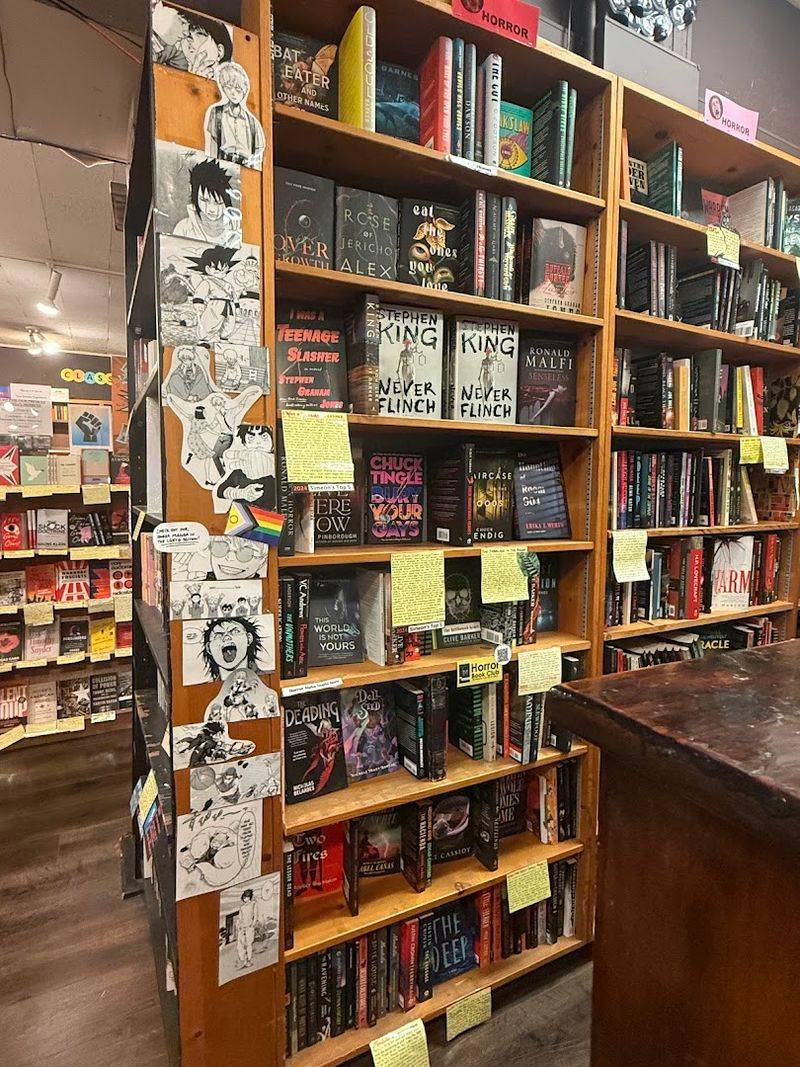 A Cultural Hub for Chicago&rsquo;s Reading Community