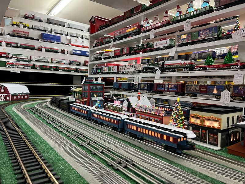Nicholas Smith Trains and Toys &mdash; Broomall, PA