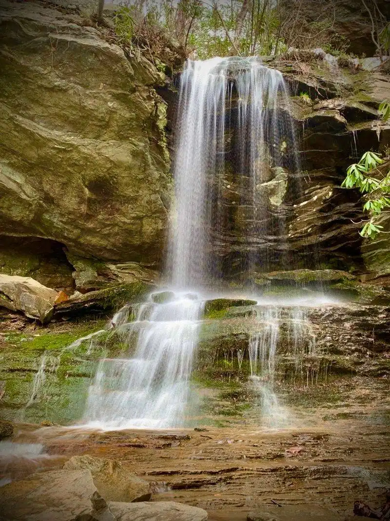 Window Falls (Hanging Rock State Park)