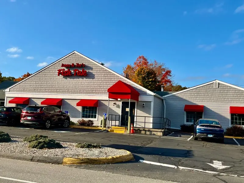 Lenny & Joe's Fish Tale &mdash; Westbrook