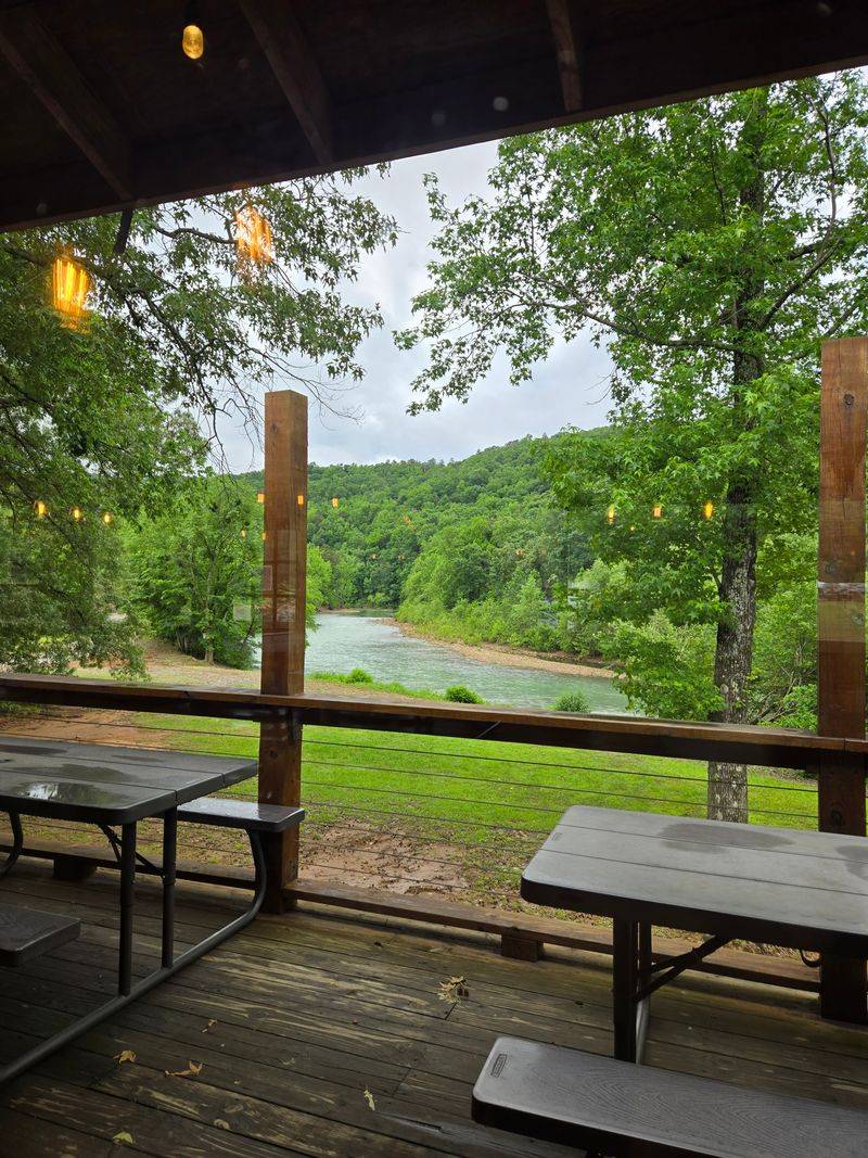 Byrd's Mulberry Riverfront Restaurant – Ozark, AR