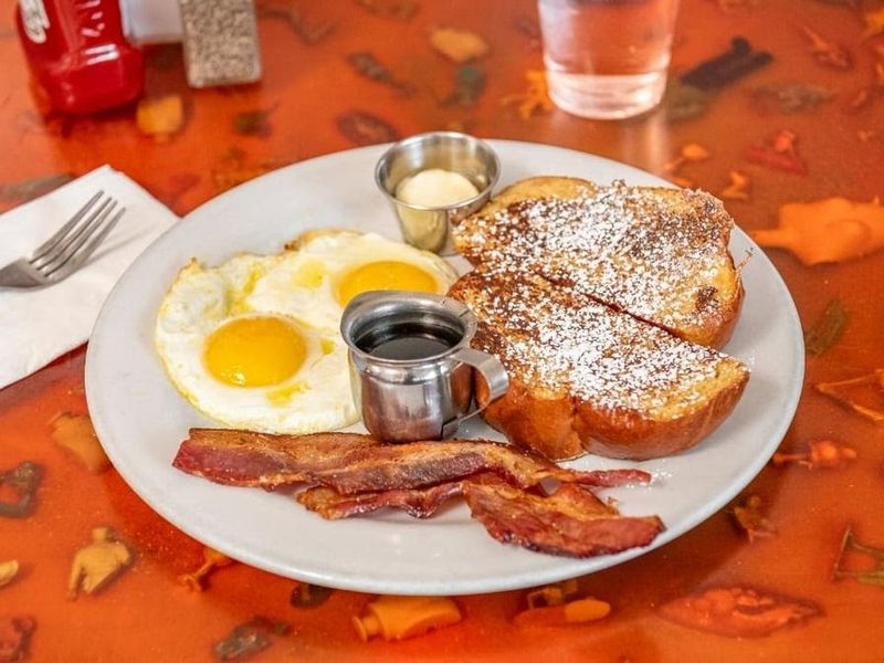 Rudy's Can't Fail Cafe &mdash; Emeryville & Oakland, CA