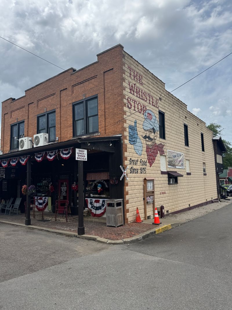 The Whistle Stop (Glendale)