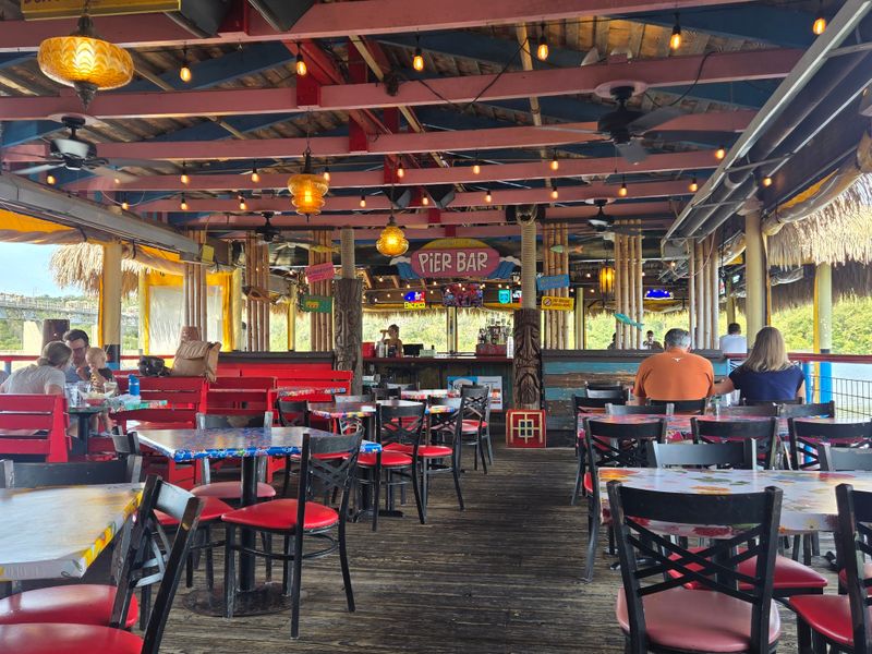 Service, Vibe, And What To Expect