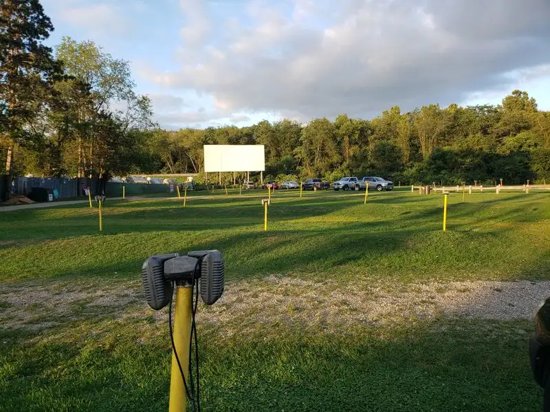 Twin Screens for Double Features