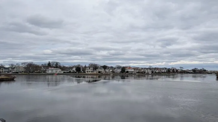 New Jersey&rsquo;s Quiet Beach Towns Make a Perfect Winter 2026 Getaway