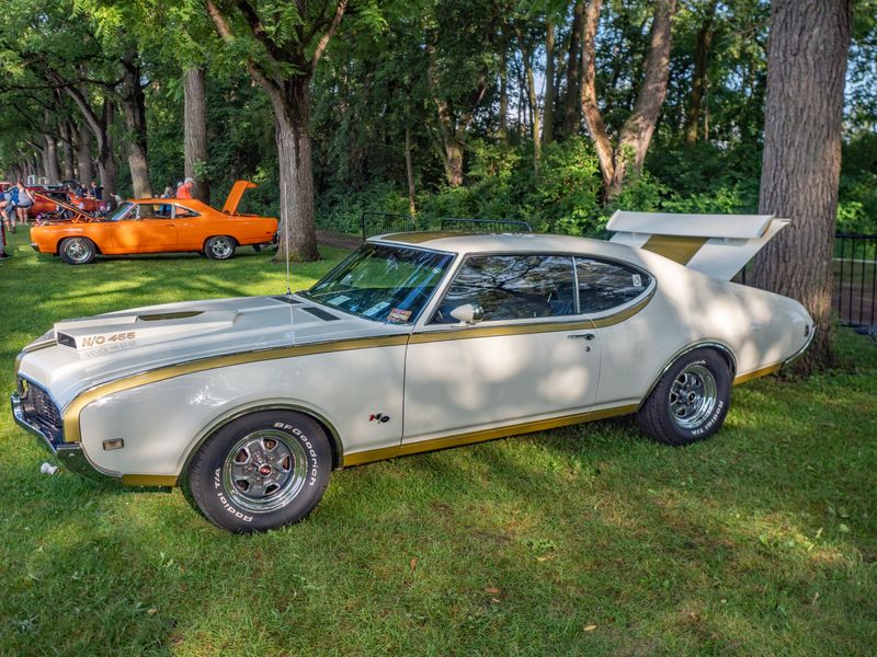 Beyond Balloons: Festival Activities for All Ages