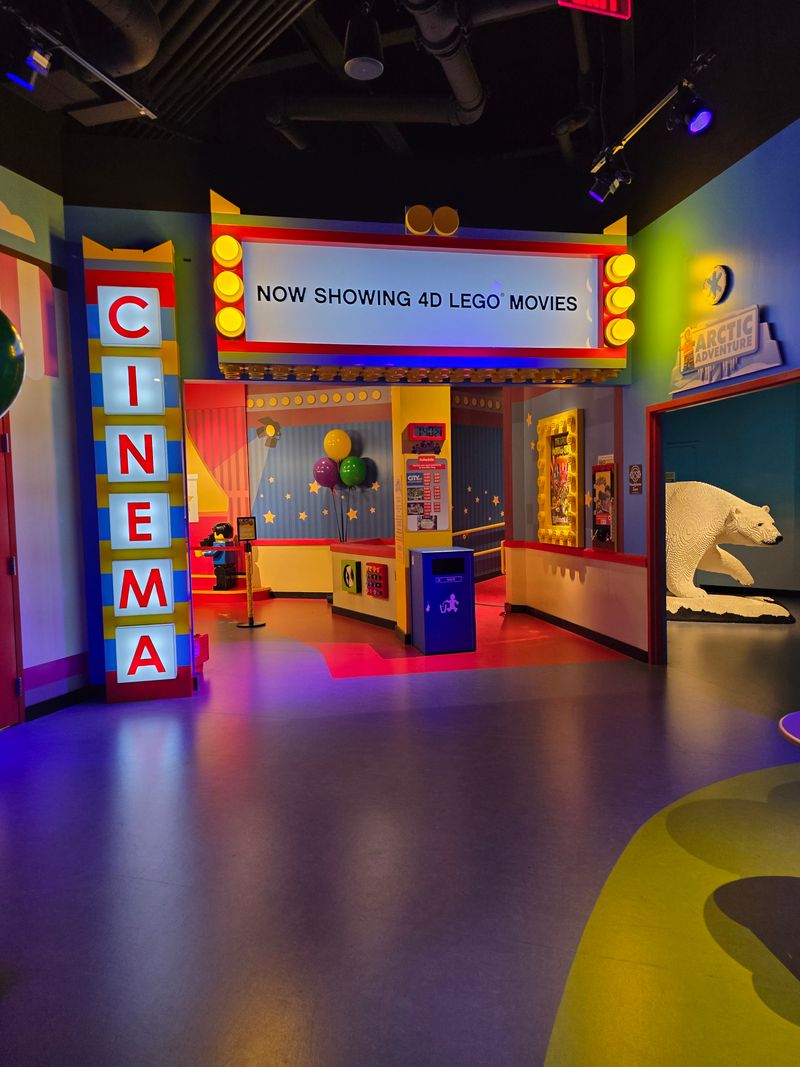 4D Cinema Experience