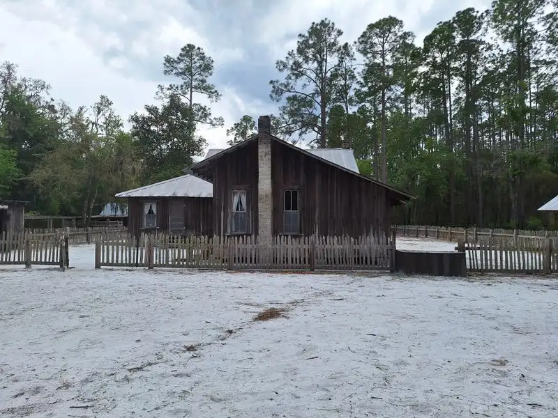 A Glimpse Into Pioneer Life on Chesser Island