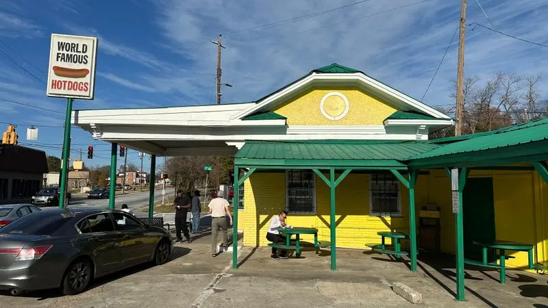 World Famous Hot Dogs (Columbus)