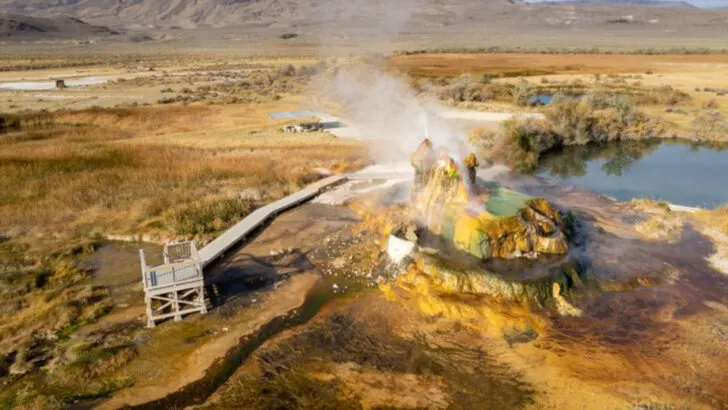 One Of Nevada&rsquo;s Most Unusual Natural Sights Is A Surreal Geothermal Formation