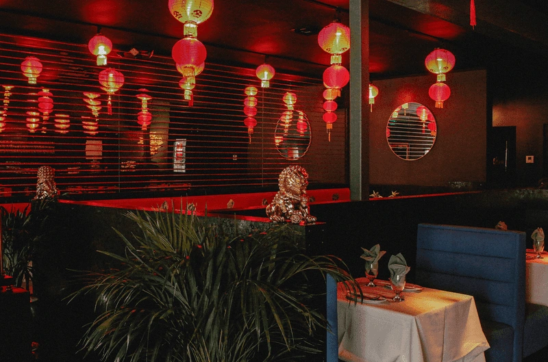 Hidden Gem Vibe: Word-of-Mouth Discovery