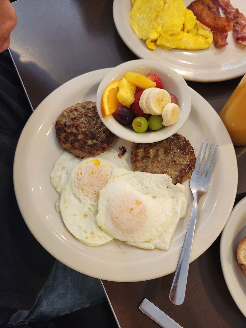 The Classic Diner Experience