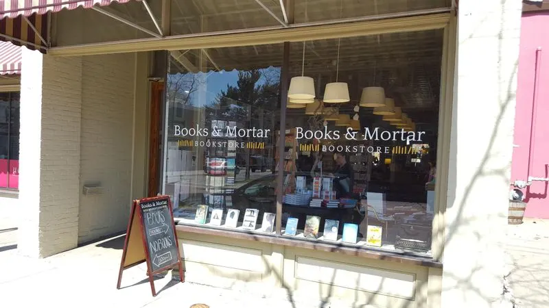 Displays that spark conversation