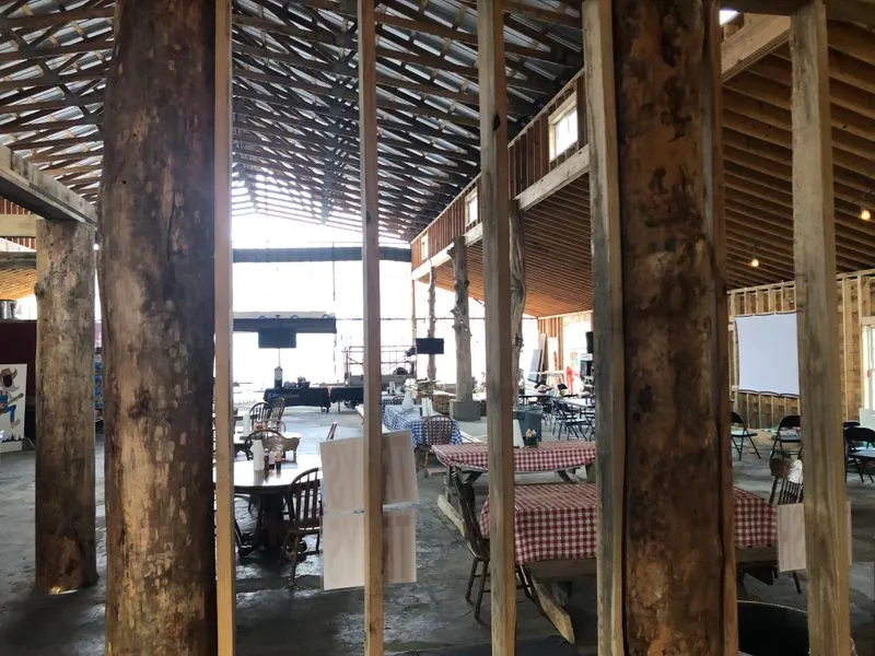 Hillbilly Slim's - Your Backwoods Eatery & Hoedown Hall – Witts Springs, AR