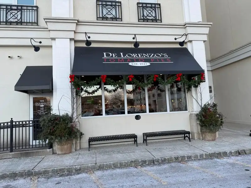 De Lorenzo’s Tomato Pies (Robbinsville)