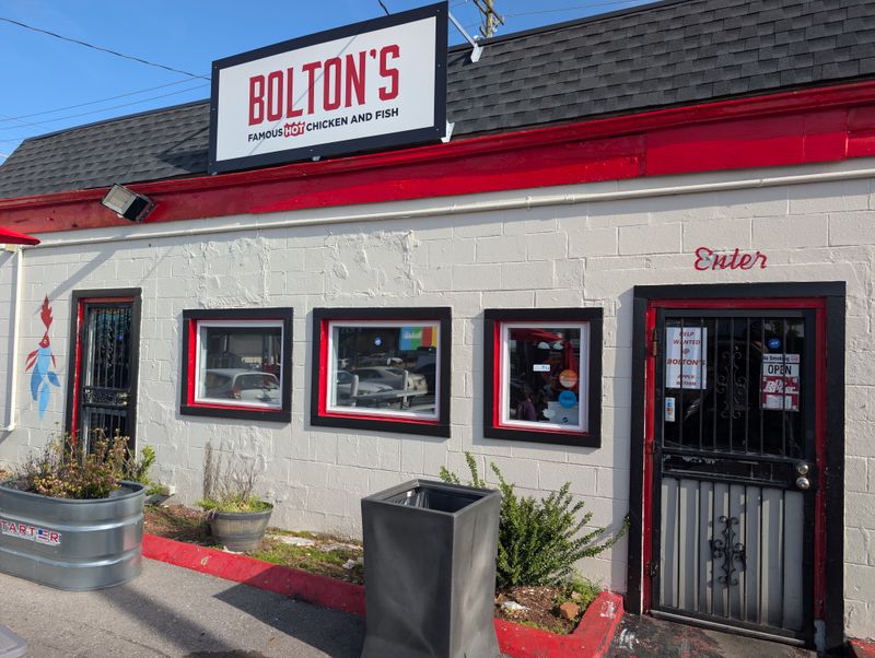 Bolton’s Famous Hot Chicken & Fish – Nashville