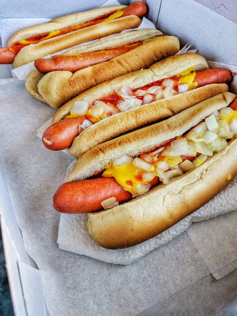 The Legendary Chili Dog