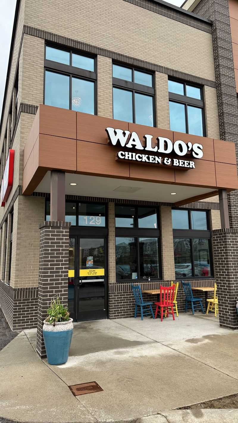 Waldo's Chicken & Beer – Franklin