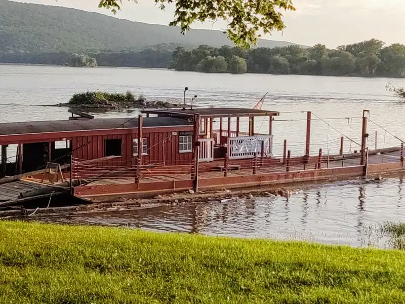 Millersburg Ferry Crossing and River Park Pause