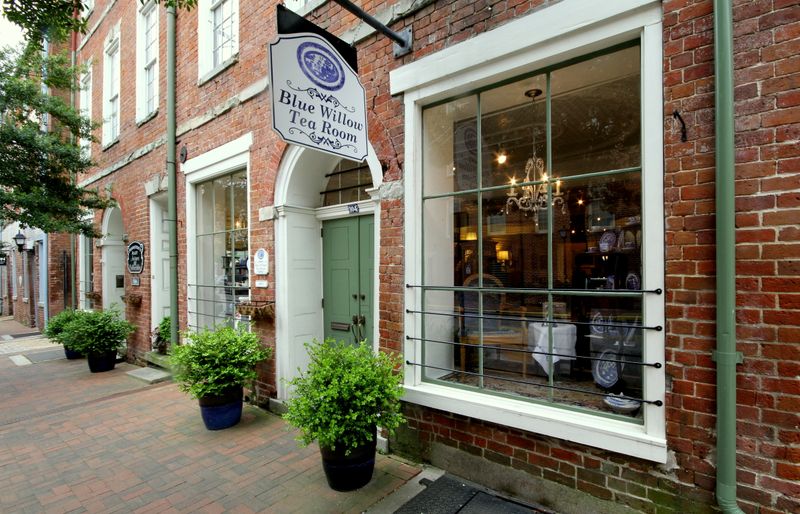 Blue Willow Tea Room &mdash; Petersburg
