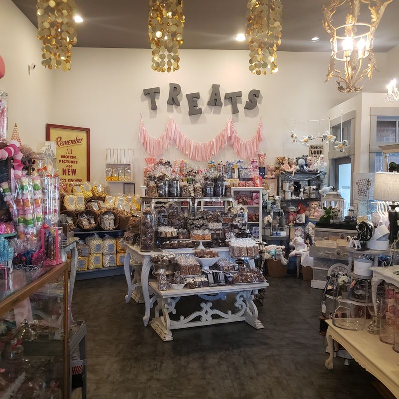 Enchante – Milwaukie, OR