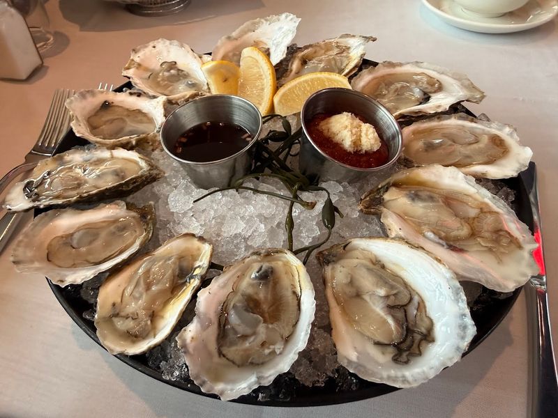 Hemenway's Restaurant 