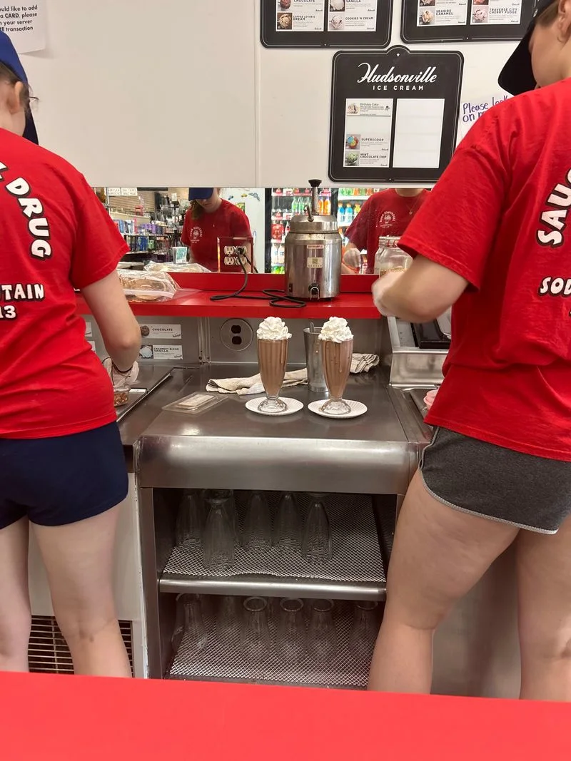 Saugatuck Drugstore Soda Fountain &ndash; Saugatuck, MI