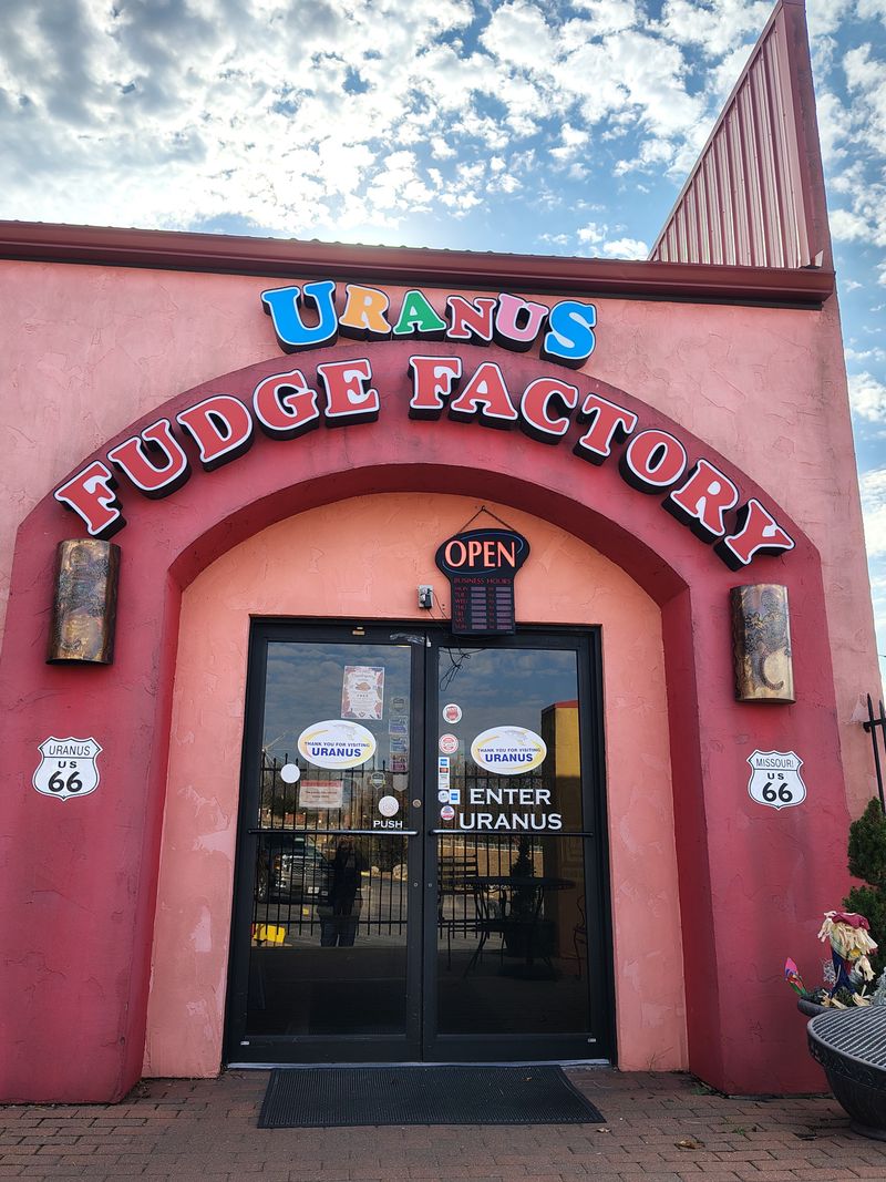 Uranus Fudge Factory & General Store – Uranus, MO