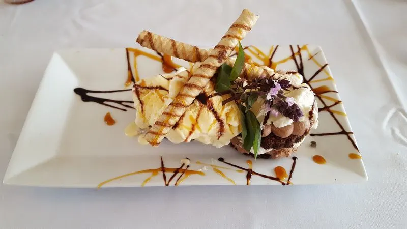 Spoon River Artworks and Market