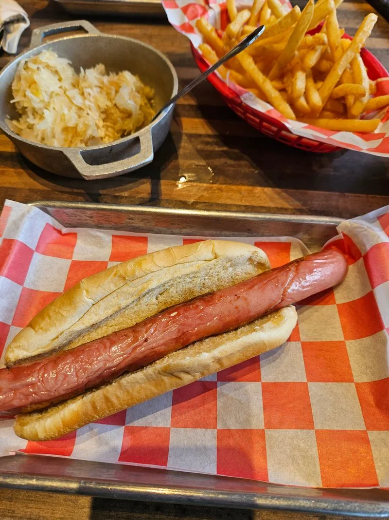 Max&rsquo;s Bar & Grill &mdash; Long Branch, NJ