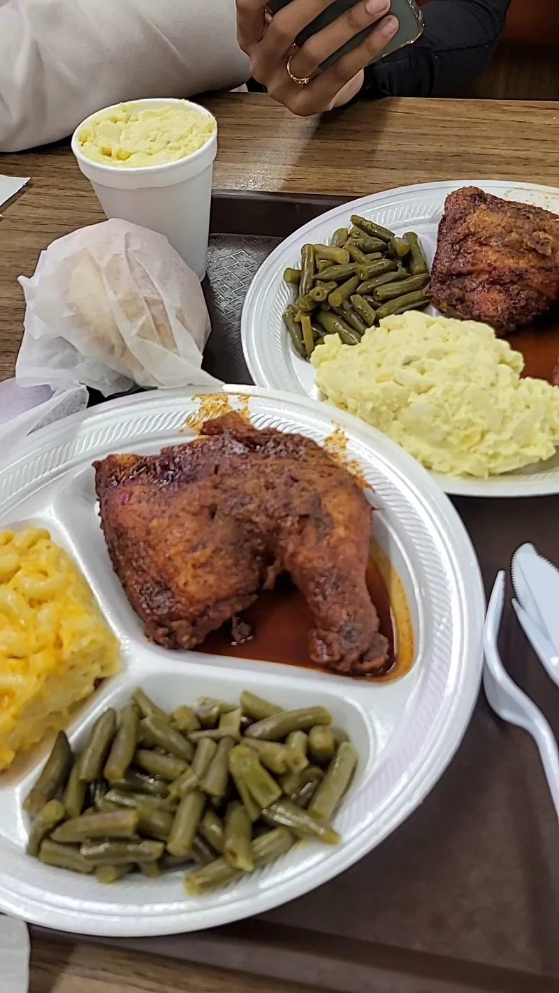 Sides and partners on the plate