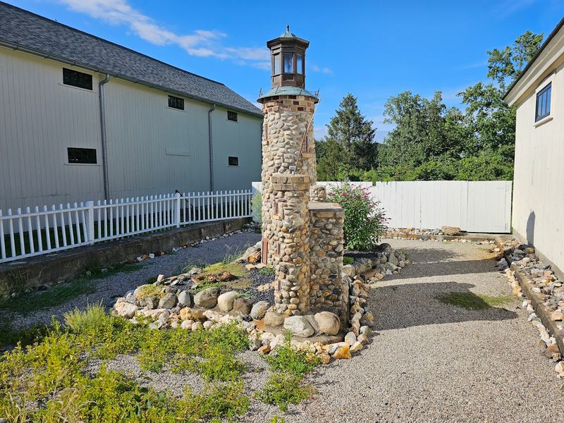 Boothe Memorial Park&rsquo;s Miniature Lighthouse &mdash; Stratford, CT