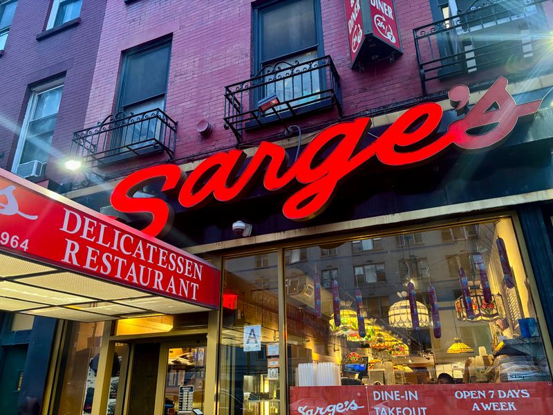 Sarge’s Delicatessen & Diner (Hot Dog) — New York, NY