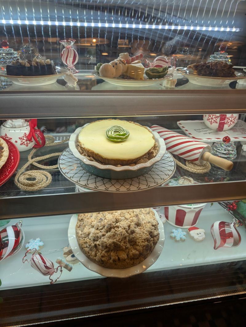 Key Lime Pie: The Classic Finish